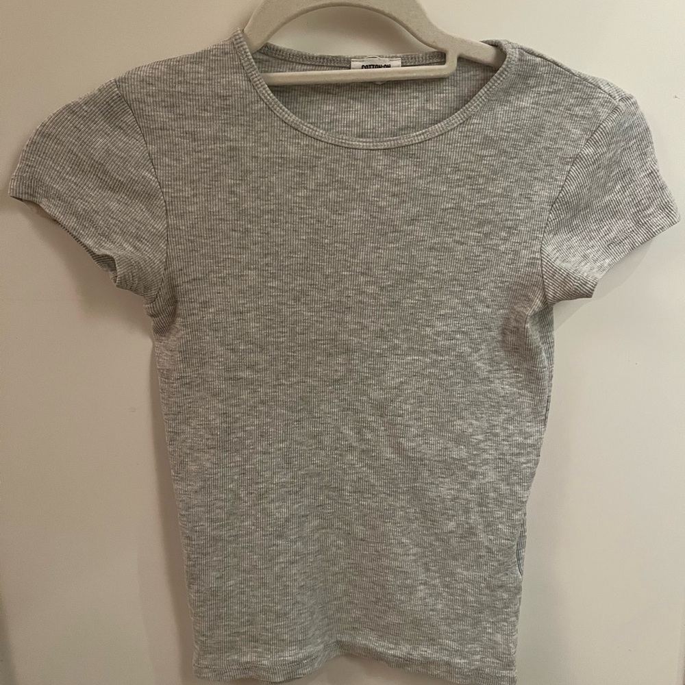 Gray Ribbed T-Shirt